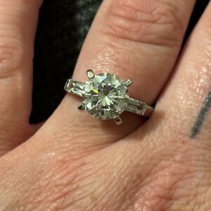 Sparkly White Gold Ring